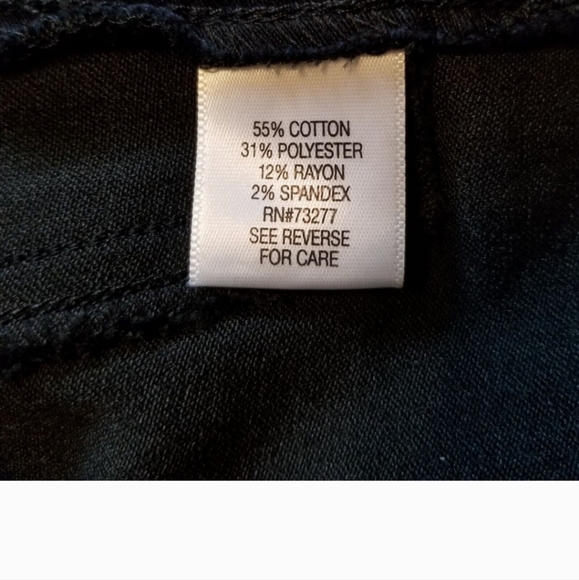 Croft & Barrow Women's Mid Rise Stretch Capri Pants Embroidered Hem, Black, Sz 8 - Picture 4 of 4